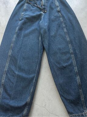 Zara Women's Dark Blue Barel Leg Jeans